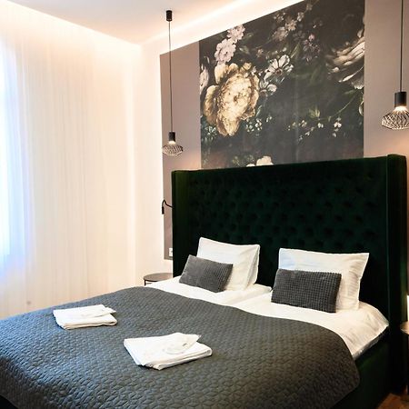 Luxury Apartments Laborca Uzhhorod Ngoại thất bức ảnh