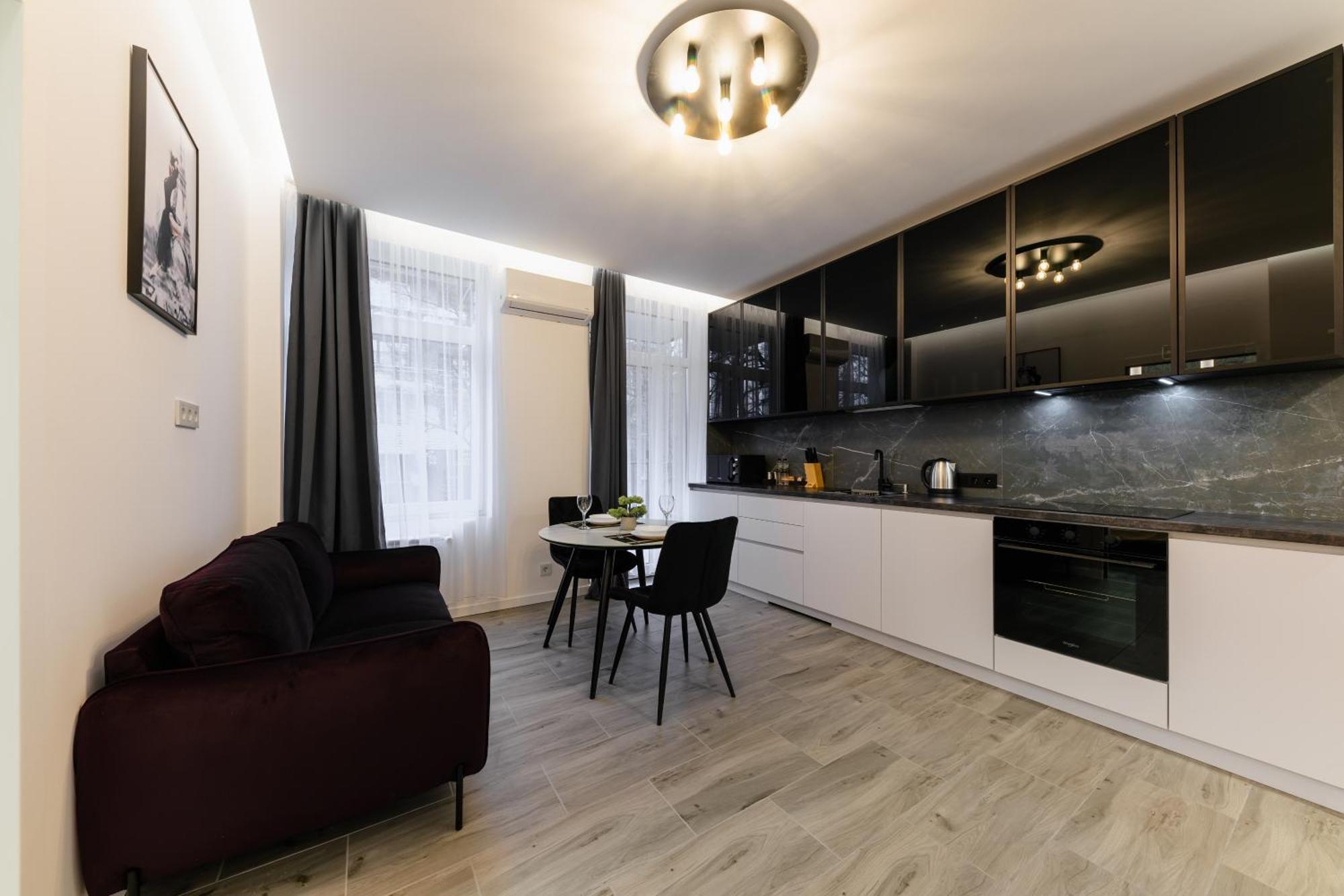 Luxury Apartments Laborca Uzhhorod Ngoại thất bức ảnh