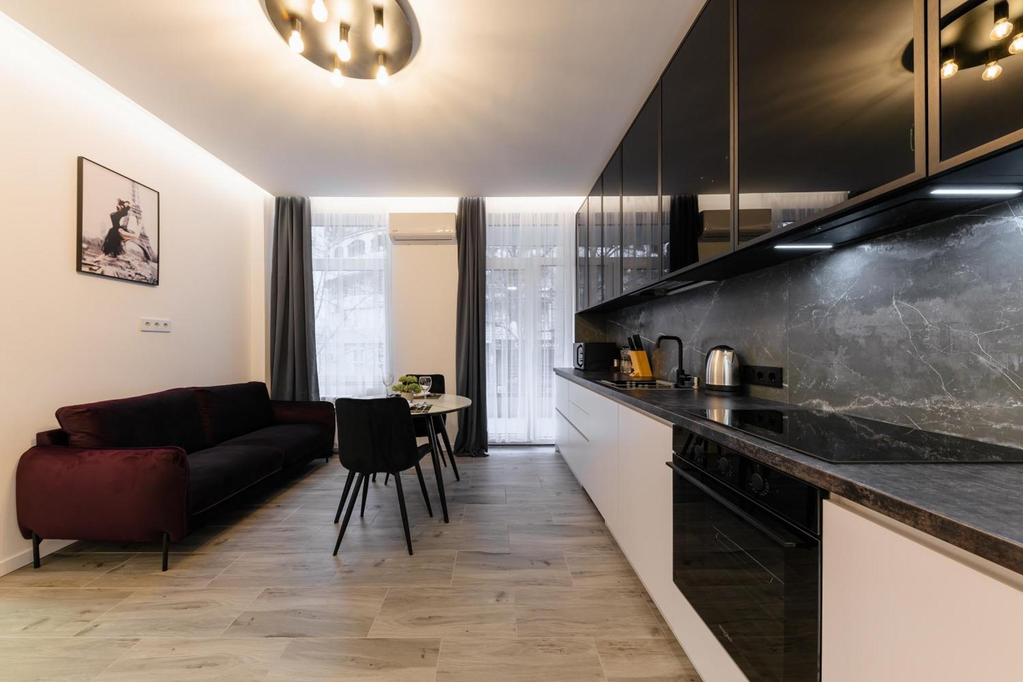Luxury Apartments Laborca Uzhhorod Ngoại thất bức ảnh