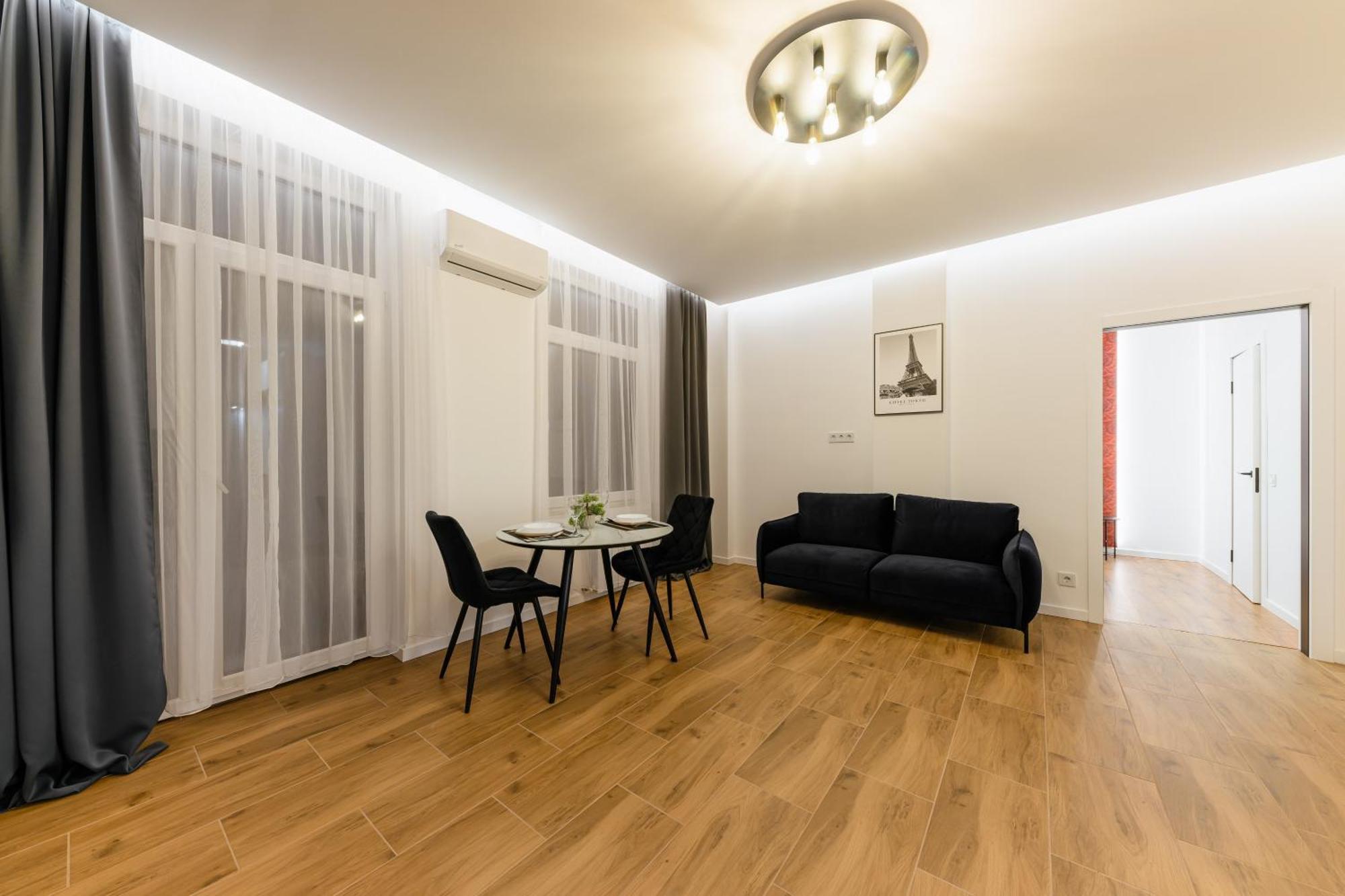 Luxury Apartments Laborca Uzhhorod Ngoại thất bức ảnh