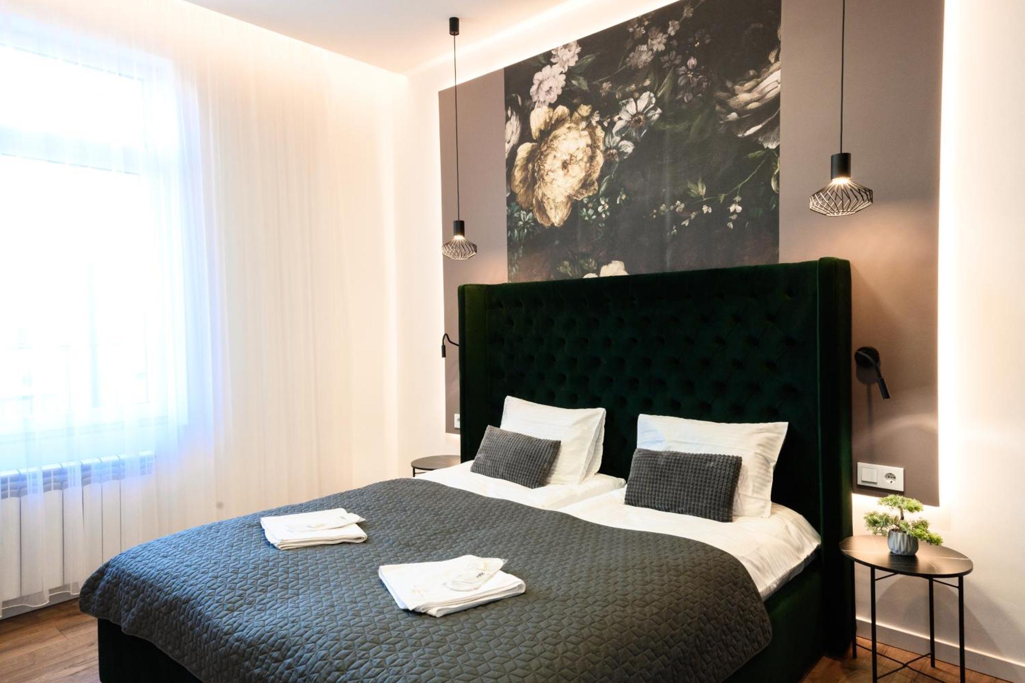 Luxury Apartments Laborca Uzhhorod Ngoại thất bức ảnh